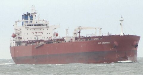 Attempted hijacking of oil tanker reported off Isle of Wight