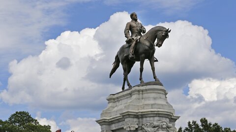 Judge Blocks Virginia Governor's Plan To Remove Robert E. Lee Statue