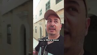 Gordon Travels interacts with people in the streets, Malta 🇲🇹 #shorts