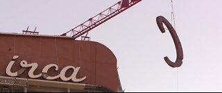 Circa Resort and Casino installs first exterior sign