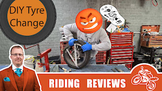 DIY motorbike tyre change