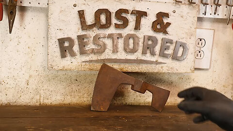 Rusty Old Battle-Axe Restoration – Mirror Finish Engraved!