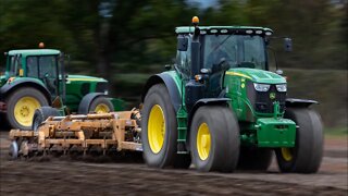 JohnDeere 6195R with Simba cultivator and drill