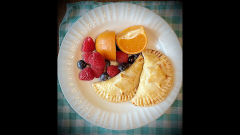 Airfryer Hand Pies- EASY School Lunch!