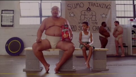 Sumo wrestling DORITOS video