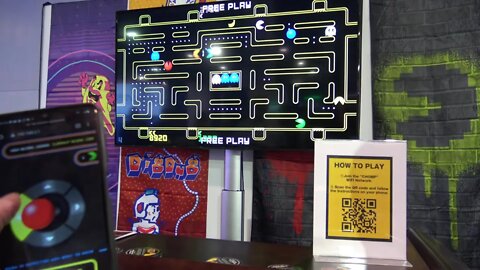 Pac-man Battle Royale Chompionship Mobile Control Version