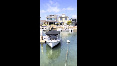 The Pirate House 🏴‍☠️ Newport Beach California *MUST SEE* #pirates #newportbeach