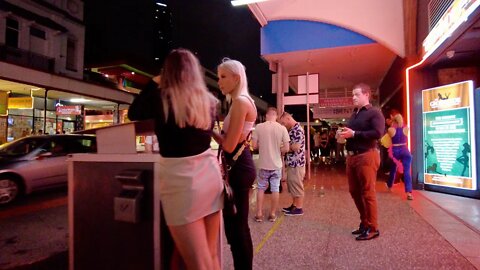 BrisVegas Nightlife || A NIGHT OUT IN THE VALLEY || Brisbane - Australia