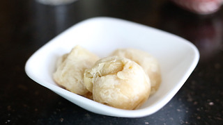 Mango explosion puff pastry