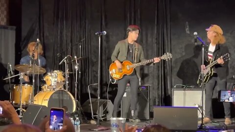 The REO Brothers in Las Vegas Video 9
