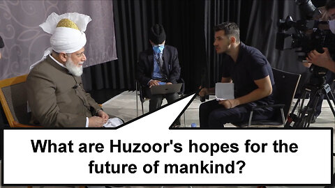 What are Huzoor's hopes for the future of mankind?