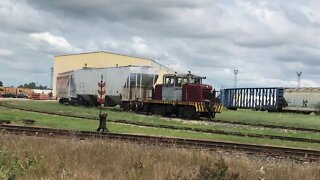 Escanaba & Lake Superior GE 45 burning off some oil as it works the Esky shop