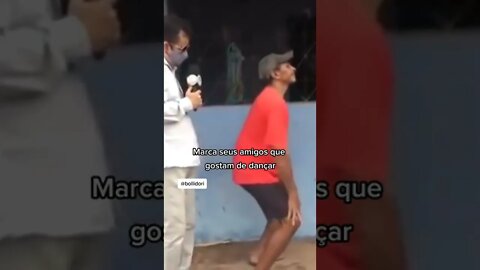 ESSE CARA E MUITO COMEDIA, OLHA O Q ELE FEZ COM O REPORTER #dancinha #meme #viral #comedia #shorts