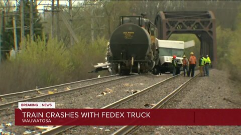Train crushes FedEx truck in Wauwatosa