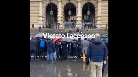 20/01/2022 ROMA - GL AVVOCATI BLOCCATI ALL' ENTRATA IN CASSAZIONEI DA UN CORDONE DI POLIZIA