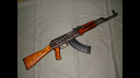 HOW AN AK-47 WORKS. RUSSIAN KALASHNIKOV