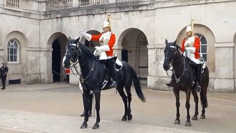 The Horse Copy's The Guard 24 April 2022 #thequeensguard