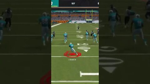 Dolphins KR Jakeem Grant Sr. Kick Return Gameplay - Madden NFL 22 Mobile Football