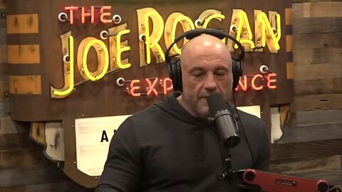 Joe Rogan Talks About How Sean Strickland Subdues man fleeing from police!