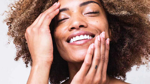 5 Simple Tips to Achieve Perfect Skin Balance - Say Goodbye to Oily and Dry Skin!