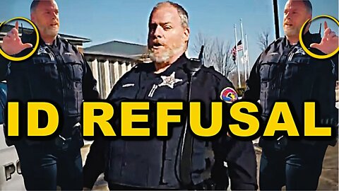 Suspicious Cop Quickly Realizes He Can't Get ID: Guy Does 1st First Amendment Audit @ Romeoville PD