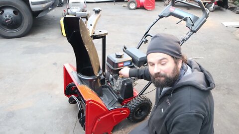 Toro SnowMaster 724 I GOT CHEAP BC AUGER BELT ISSUE! LET'S FIX IT