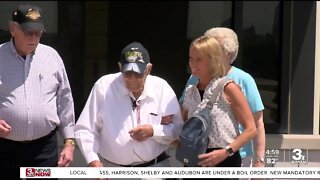 101-year-old WW II pilot from Nebraska in town for Memorial Day celebration