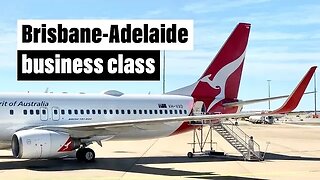 Qantas BUSINESS Class on B737: Terrific Flight, Average Food