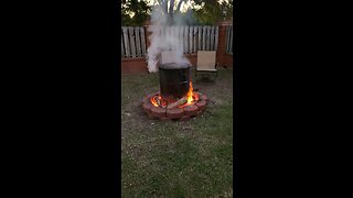 Bulk hardwood lump charcoal