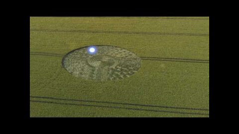 New 2019 Crop circle filmed UFO balls shape being formed, recent record, Ufo sighting