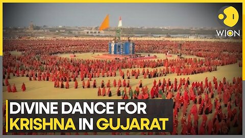 Divine Dance Extravaganza! 37,000 Ahir Women Celebrate Lord Krishna in Gujarat's Dwarka