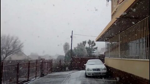 it's really snowing in Johannesburg
