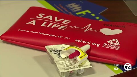 Local orgs, religious leaders warn of increasing demand for Narcan training