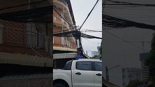 Power Lines Phnom Penh Cambodia Style 🇰🇭 #shorts #cambodia #phnompenh #expat