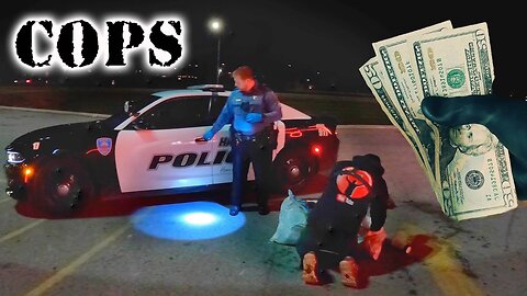Found Heavy Bag Full Of Money & Guns While Magnet Fishing! (Police Called)