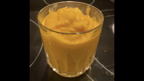 Healthy Tumeric Mango Pineapple Smoothie