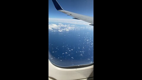 35,000 FT Up in The AIR!