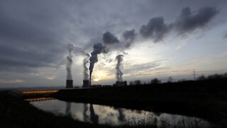 20 Nations Pledge To End Funding Fossil Fuels Abroad
