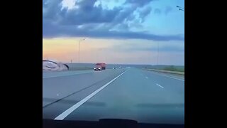 🔞Shocking footage of a car crash on a highway in Russia