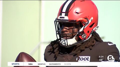 With NFL trade deadline approaching, eyes drawn to Browns RB Kareem Hunt