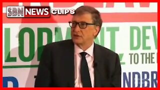Bill Gates at World Economic Forum (2017) - 4845