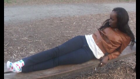 Luodong Massages Beautiful Black Woman At The Park