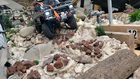 79 Ford Bronco Traxxas Trx-4 on Phase 4 of the Ultimate Rock Crawler Course
