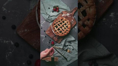 This blueberry lattice pie is so amazing!