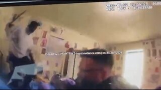 Insane Man Attacks NYPD Cops With A Machete