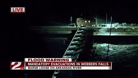 WEBBERS FALLS: May 22, 11 p.m. update on loose barges headed toward dam