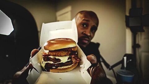 National Cheeseburger Day | DAIRY QUEEN | Backyard Bacon Ranch Signature Stackburger™