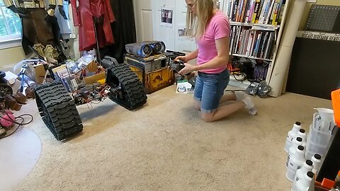 Wall-E Motor Test 4: TWO Motors at Once!