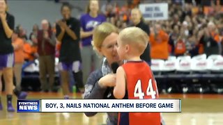 Boy, 3, nails national anthem before Niagara-Syracuse basketball game