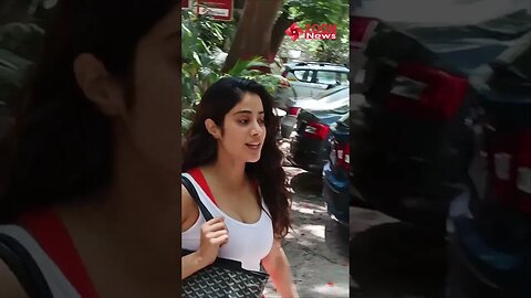 Actress Janhvi Kapoor gets spotted after her gym session #shorts #JanhviKapoor